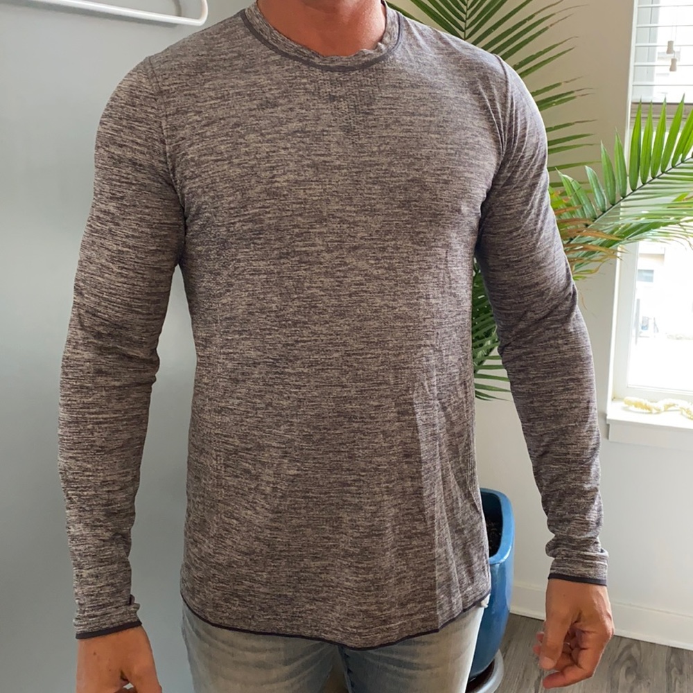 Lululemon Metal Vent Tech